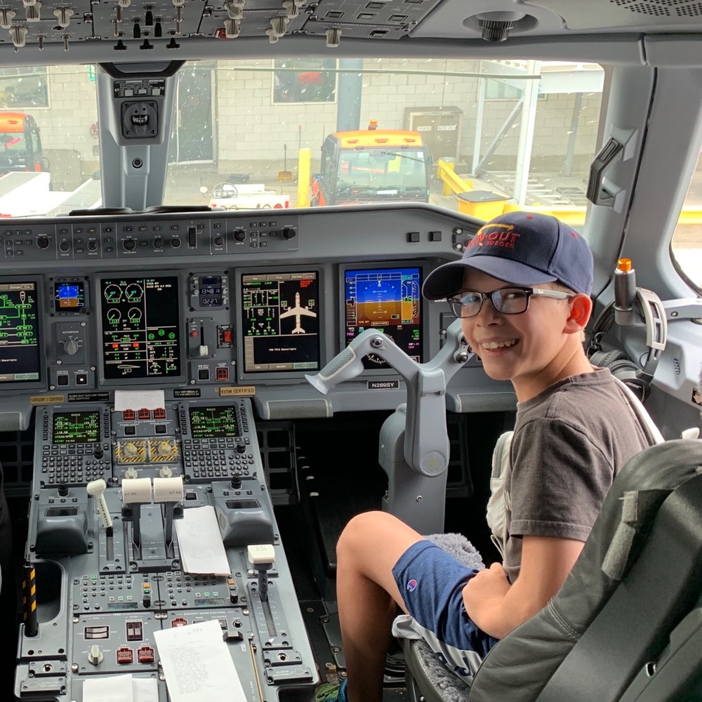 Meet your Posher, Ethan